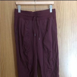 lululemon athletica dance studio joggers garnet full length mid rise size 8 VGUC